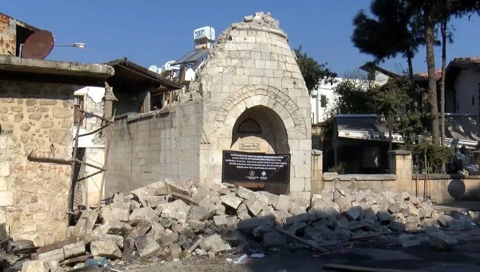 Antakya’da tarihi yapılar deprem sonrası inceleniyor