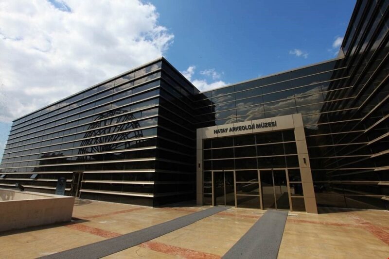 Depremler, Hatay Arkeoloji Müzesi’nde hafif hasara yol açtı