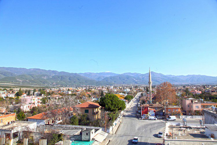Hatay’a 110, Osmaniye’ye 20 kilometre.. Hatay’ın bina yıkılmayan tek ilçesi, Can kaybı yok