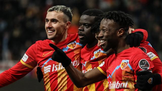 Kayserispor Başakşehir’i tek golle geçti