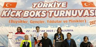 Rakiplerine ringi dar ettiler