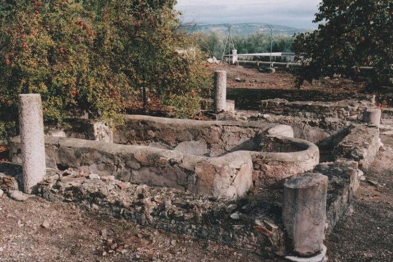 İspanya’da 1.800 Yıllık Mithras Kutsal Alanı Bulundu