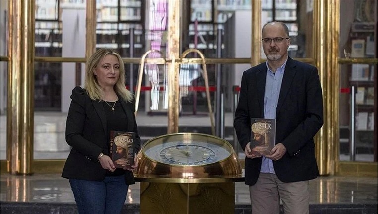 Fatih için yazılan, 5 asırdır saklı kalan Latince epik şiir Türkçe ve İngilizce yayımlandı