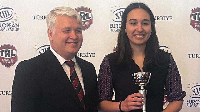 Ragbinin Türkiye’de yaygınlaşması için gönüllü elçilik yapıyor