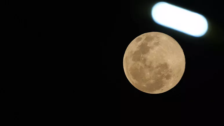 Ay görevleri giderek artarken Ay’da saat nasıl belirlenecek? Ay’ın kendi saat dilimi olacak mı? 