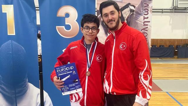 Milli sporcu Deniz Sayın bronz madalya kazandı