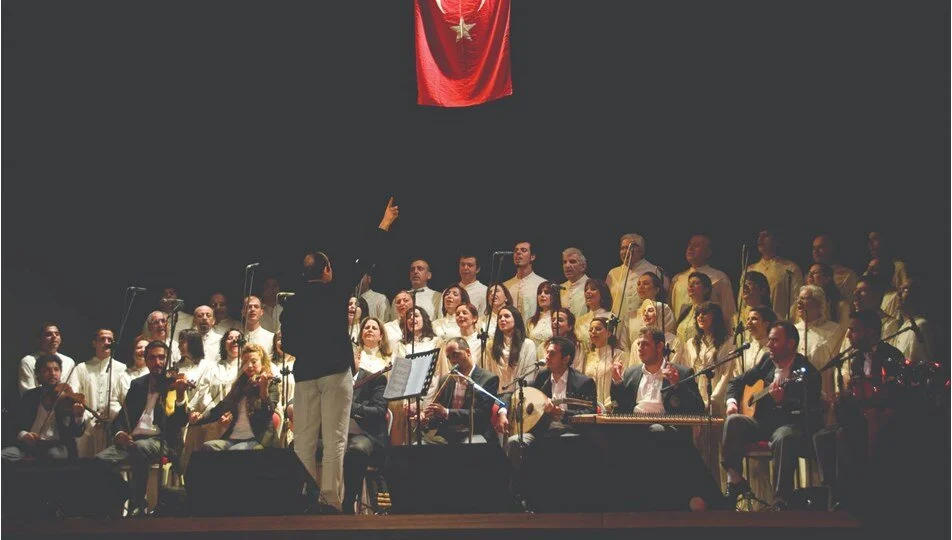 Depremde 7 üyesini kaybeden Antakya Medeniyetler Korosu’ndan dayanışma konseri