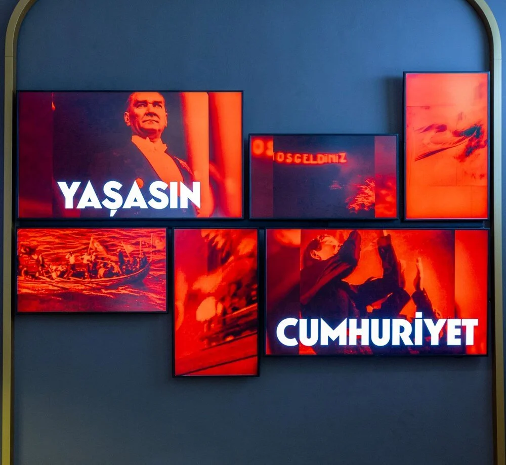 “Yaşasın Cumhuriyet! Atatürk Döneminde İktisadi Bağımsızlığın İlk Adımları” sergisi ziyarete açıldı