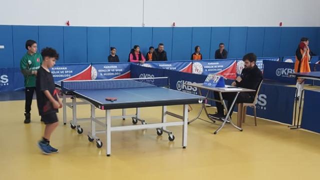 Karaman’da okullar arası küçükler masa tenisi il birinciliği müsabakaları sona erdi