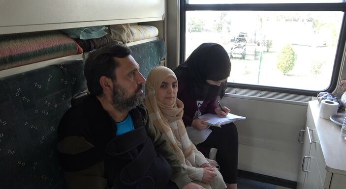 Osmaniye’de depremzedeler Tren vagonlarında misafir ediliyor
