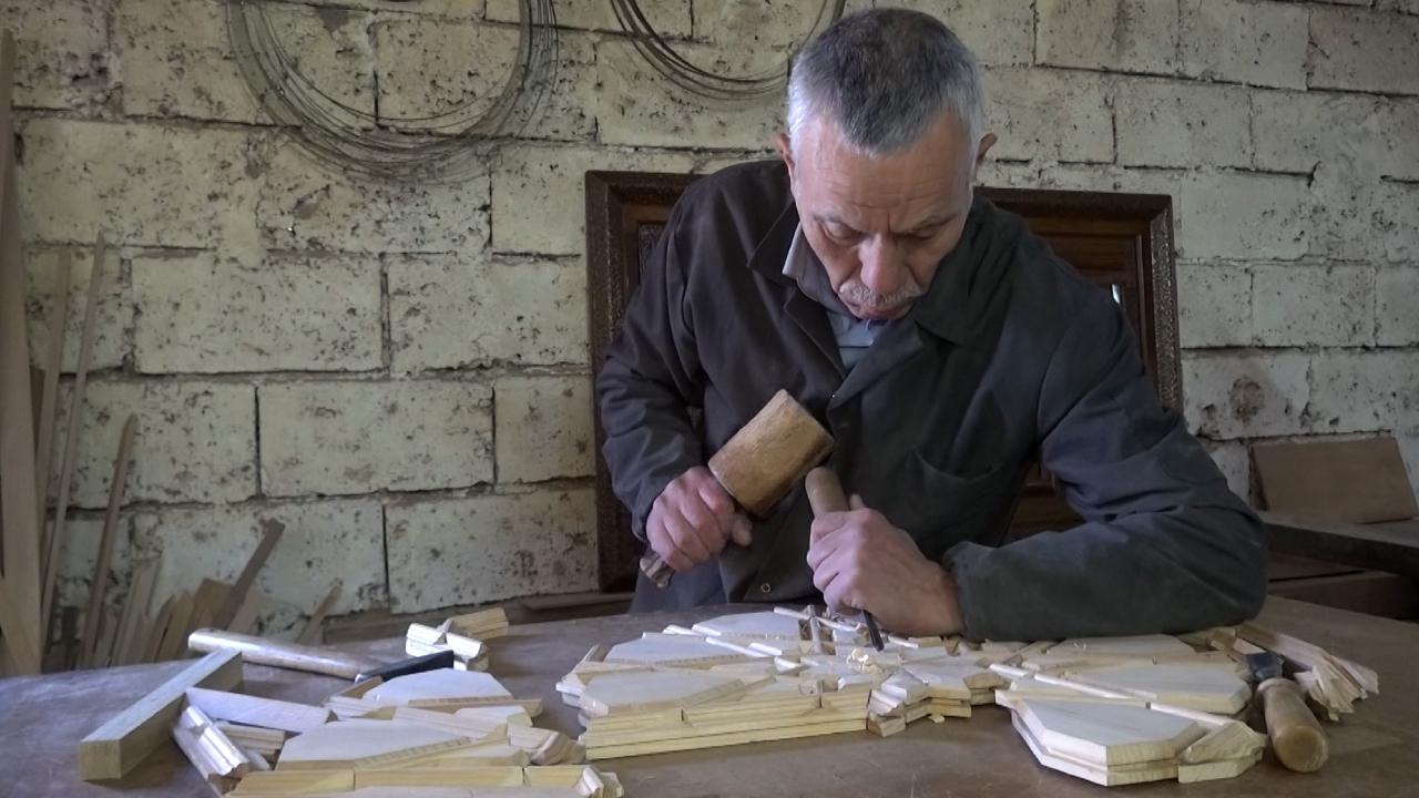 Kahramanmaraşlı kündekari ustası atölyesini yeniden açtı