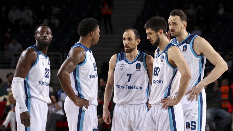 Türk Telekom Avrupa Kupası’nda finale yükseldi