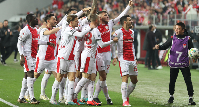 Samsunspor, 2023 yılında resmi müsabakalarda maç kaybetmeyen tek takım