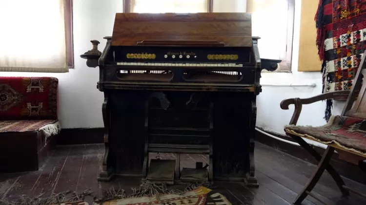 1900’lü yıllarda Fransa’dan Anadolu’ya yollandı, müzeye kazandırıldı