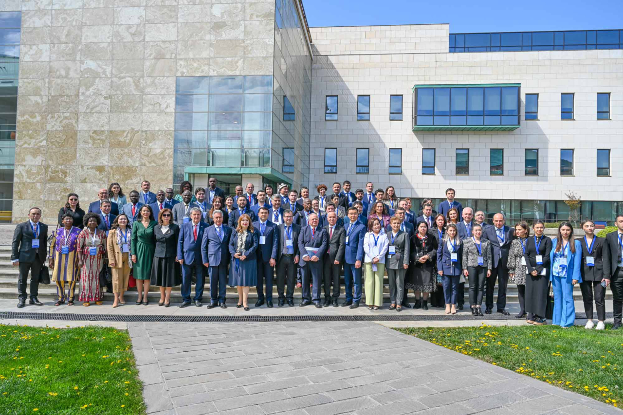 Türksoy Üyesi Ülkeler Unesco Millî Komisyonları 9. Toplantısı Azerbaycan’ın Başkenti Bakü’de Yapıldı(Özel Haber)