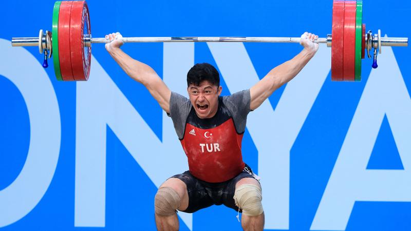 Halterde Batuhan Yüksel Avrupa ikincisi oldu