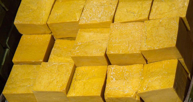 Tek malzeme ile kelliğe doğal çözüm..Saç dökülmesini anında bitiyor!