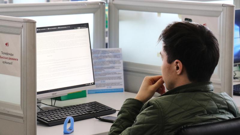 Kazakistan’ın en zengin arşivine sahip kütüphanesi dijital ortama aktarıyor