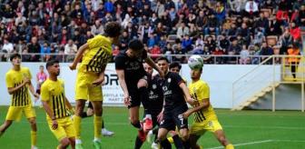 Sahalarda ender görülen skor! Çorum FK, Tarsus İdman Yurdu’na gol oldu yağdı