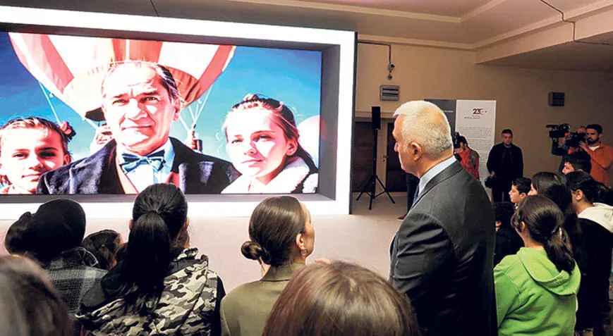 Atatürk’ün gülümseyen fotoğrafları sergisi