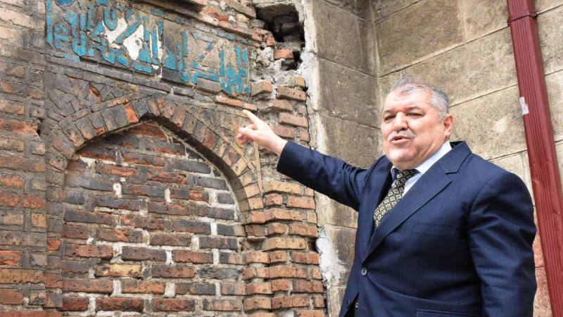 Ulu Cami’nin eğri minaresindeki ‘kufi’ yazılar restore edilecek