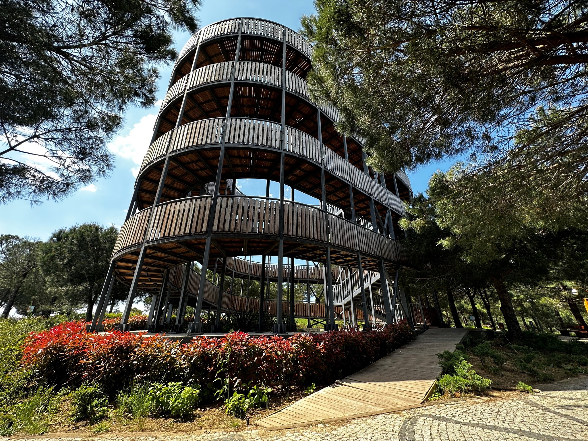 Anadolu Yakasının İlk Kent Ormanı ve Çekmeköy Seyir Kulesi(Özel Haber)