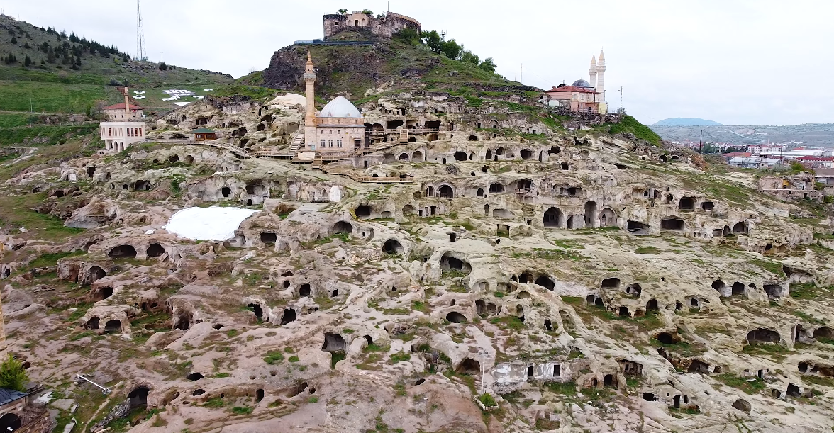 Günyüzüne Çıkan Bir Tarih: Kayaşehir(Özel Haber)