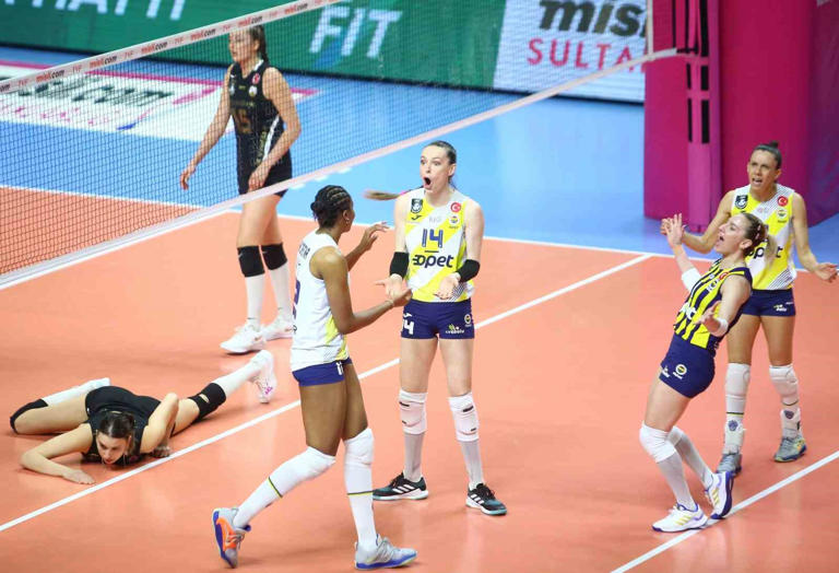 Fenerbahçe, seride 1-0 öne geçti