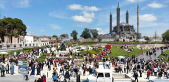 Edirne’de Kakava Hıdırellez Şenlikleri yoğun ilgi gördü