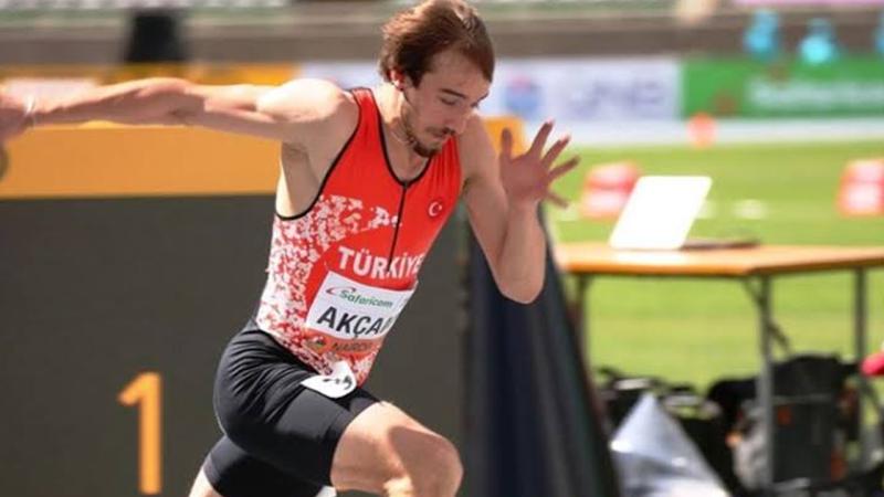 Milli atlet Berke Akçam’dan gümüş madalya