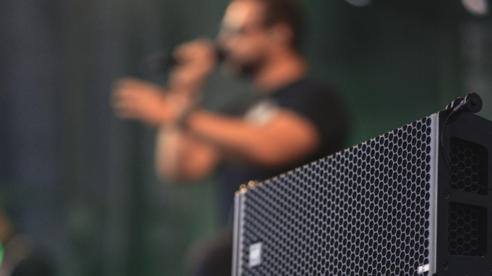 Yüksek Düzeyli Ses İşitme Kaybına Nasıl Yol Açıyor?