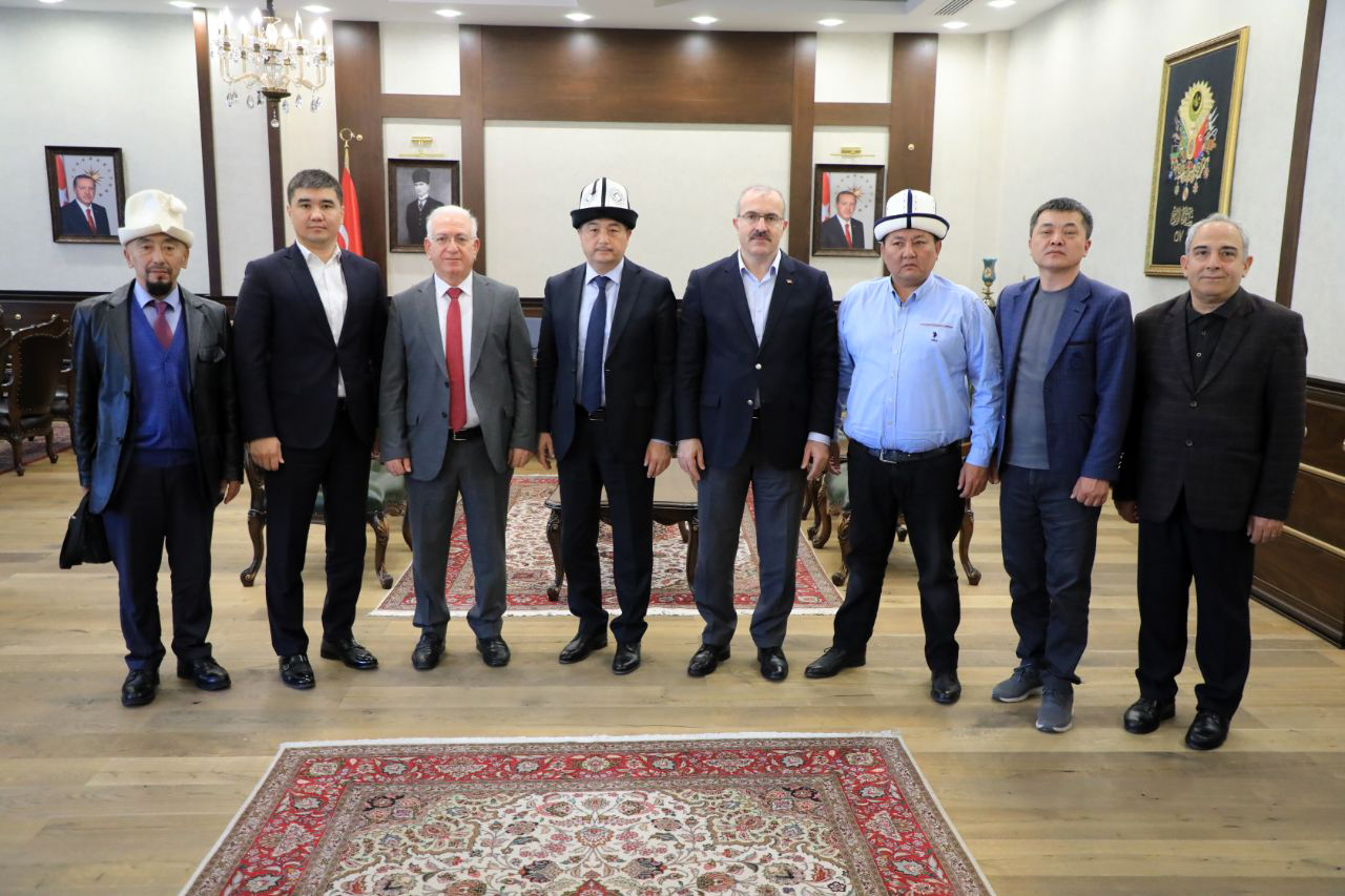 Manas Yayıncılık Elazığ’da Kırgızistan Heyetini Ağırladı(Özel Haber)