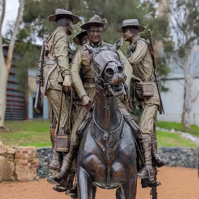 Çanakkale Savaşları’nda adına mezar taşı olan tek savaş atı; ‘Bill’