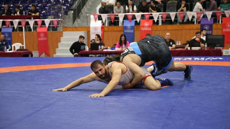 Büyükler Grekoromen Güreş Türkiye Şampiyonası Ordu’da başladı