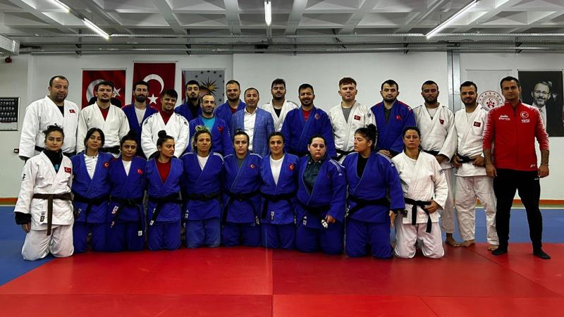 İşitme engelli judoculardan Avrupa Şampiyonası’nın ilk gününde 10 madalya