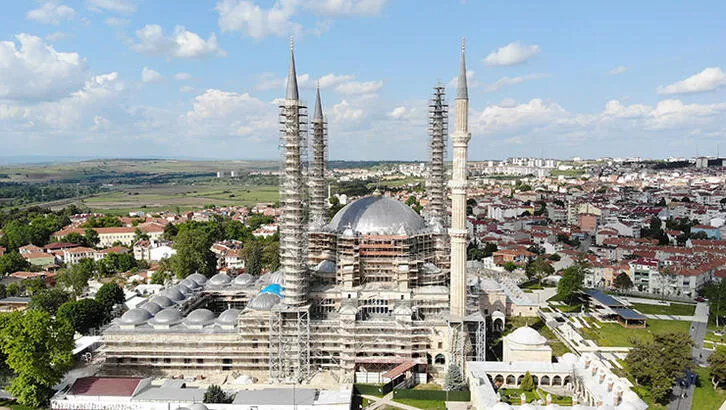 Edirne Selimiye Camii’nde restorasyon çalışmaları sürüyor