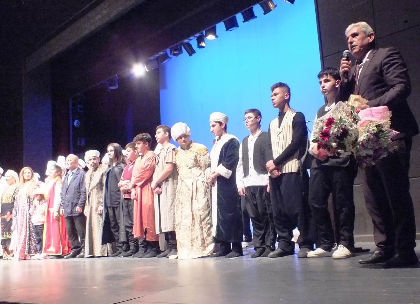 “Yunus Emre” Adlı Tiyatro Oyunu Sergilendi(Özel Haber)