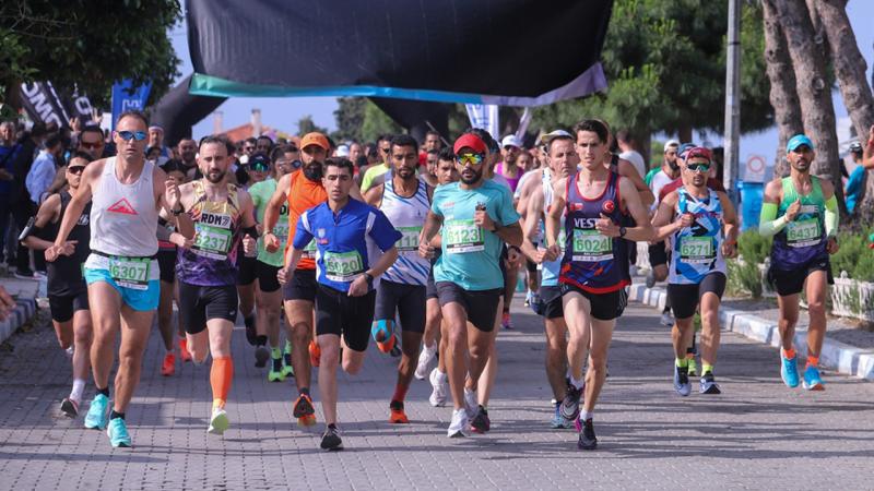 Çeşme Yarı Maratonu koşuldu