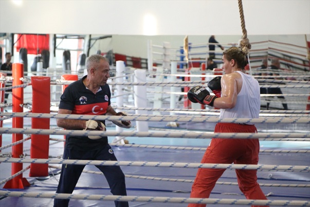 Kadın Boks Milli Takımı Avrupa Oyunları’nda 6’da 6 yapmak istiyor