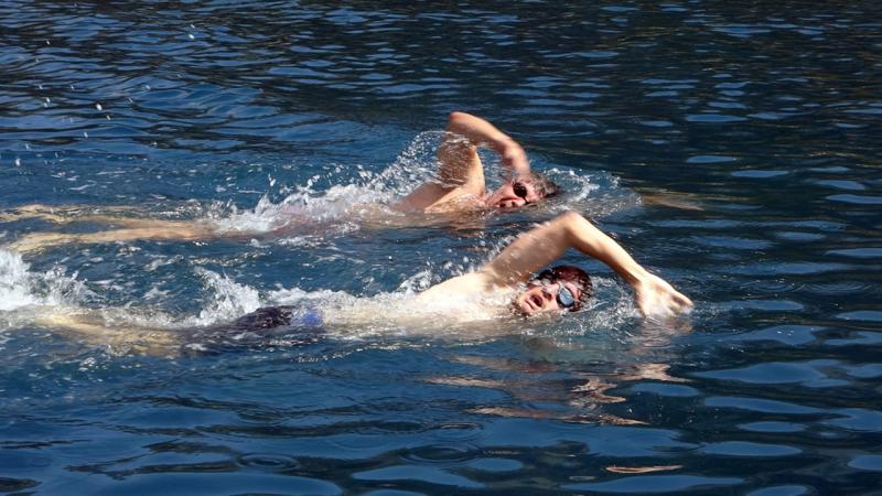 Engelli sporcular “Engelsiz Kulaçlar” etkinliğinde yarıştı