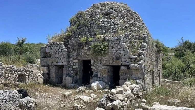 En eski mescitlerden olan Barındıran Sillyon Antik Kenti turizme kazandırılıyor