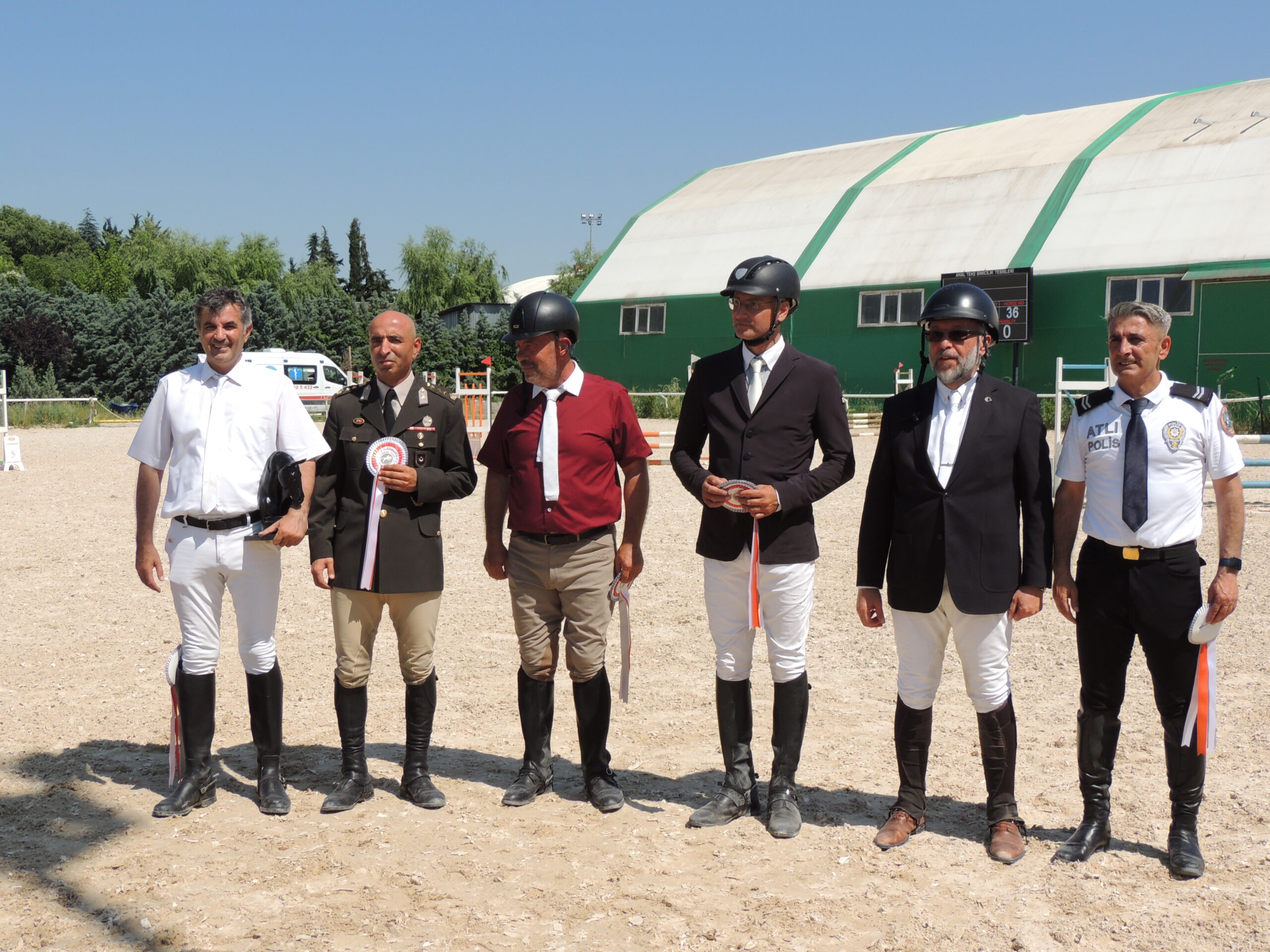 Ahal Teke Atlı Spor Kulübü Engel Atlama Festivali Yapıldı(Özel Haber)