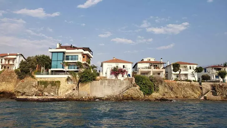 Şövalye Adası’nın ilk evi satılığa çıkarıldı