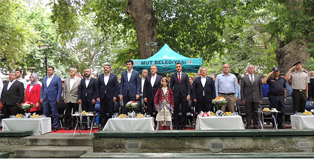 61.﻿Mut Karacaoğlan Kayısı Kültür Ve Sanat Festivali Yapıldı(Özel Haber)