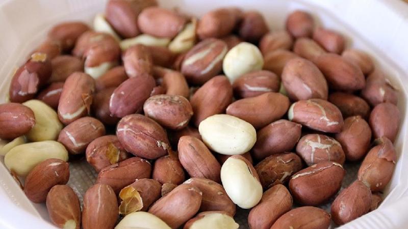 Yer fıstığı yaşlılıkta zihin sağlığını korumaya yardımcı olabilir