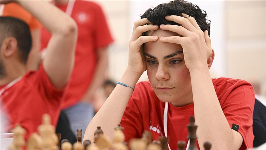 Uluslararası satranç ustası Ediz Gürel’in sorumluluğu büyük