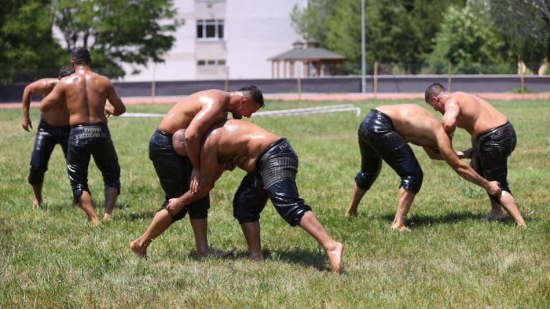“Hergeleci İbrahim Yağlı Güreşleri”nde 500 pehlivan er meydanına çıkacak