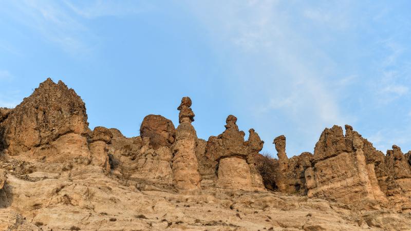 Kars’ta Komdere Vadisi’ndeki “peri bacaları” turizme kazandırılacak