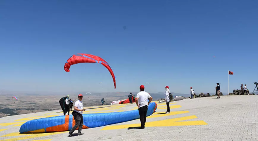 Yamaç Paraşütü Dünya Kupası, Hasan Dağı’nda başladı