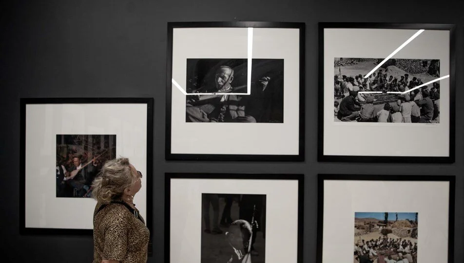 Aşık Veysel’in aile fotoğrafları ve hayatı Ankara’da sergileniyor